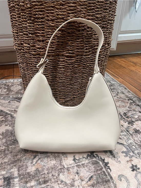 Handbags - Minimalist White Women’s Shoulder Bag
